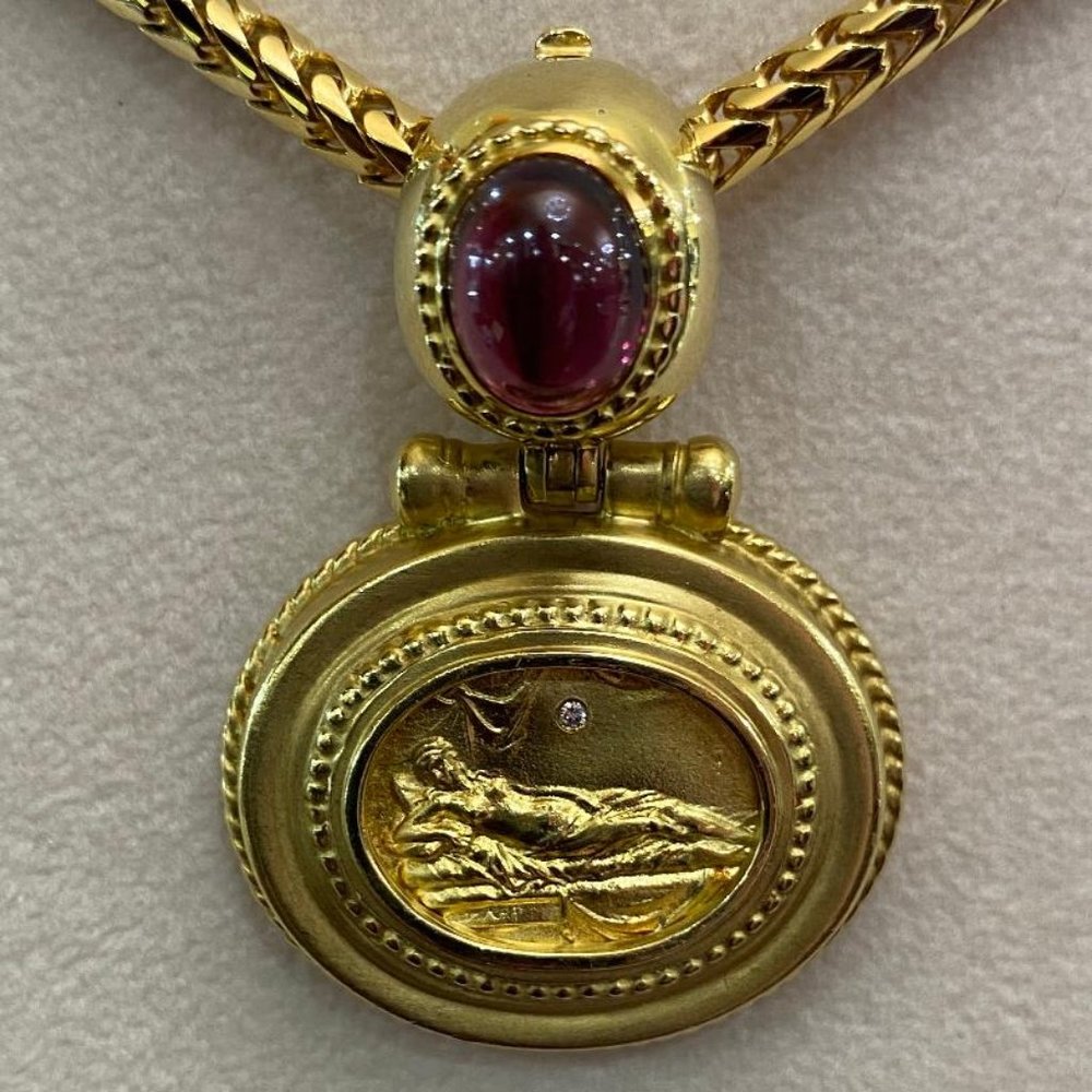 Elizabeth Locke Grecian Pendant with Pink
